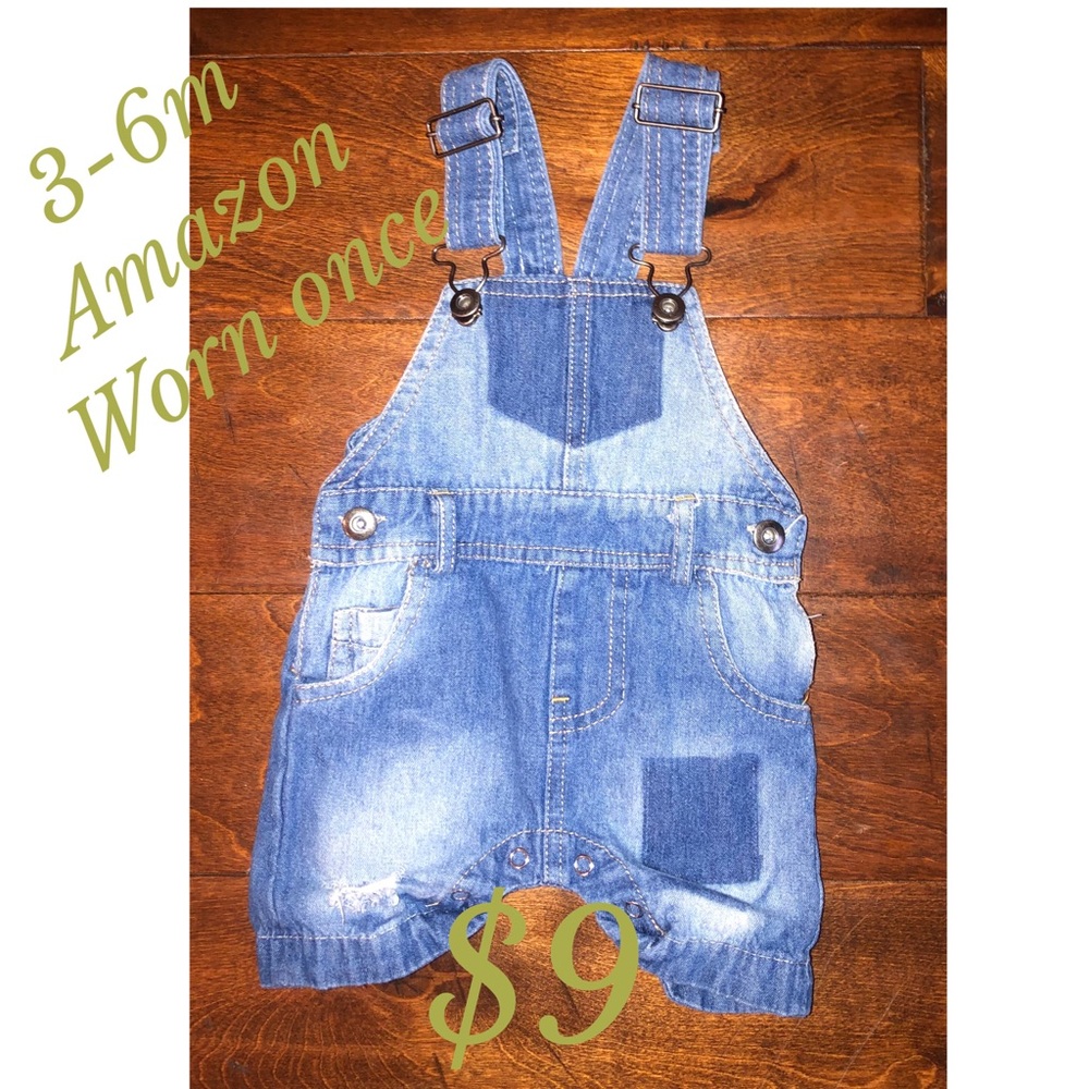 3-6m Super cute denim short overalls